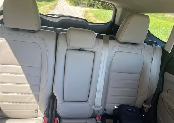 Ford Escape cena 52800 przebieg: 126000, rok produkcji 2017 z Knurów małe 781